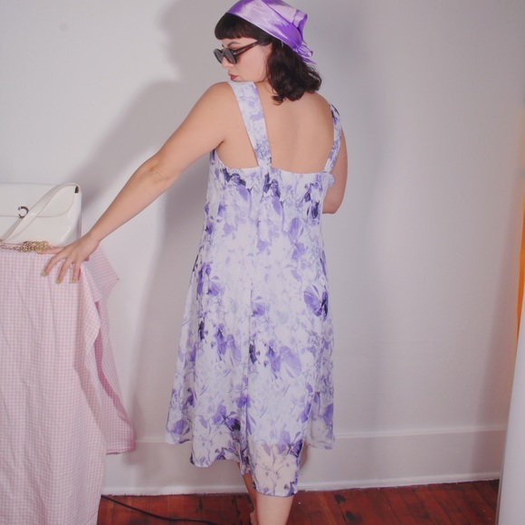 2000’s Y2K Lavender Floral Dress - Picture 3 of 8